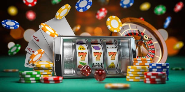 Betting chips on the poker table